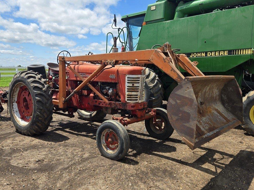 Image of Farmall 400 Primary image