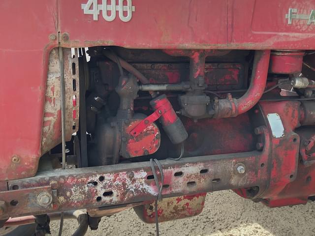 Image of Farmall 400 equipment image 2