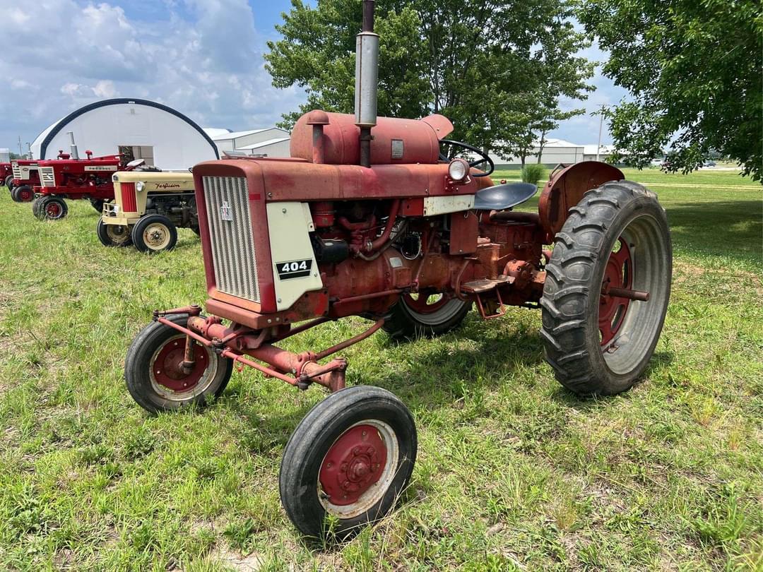 Image of Farmall 404 Primary image
