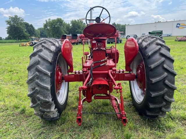 Image of Farmall 450 equipment image 3