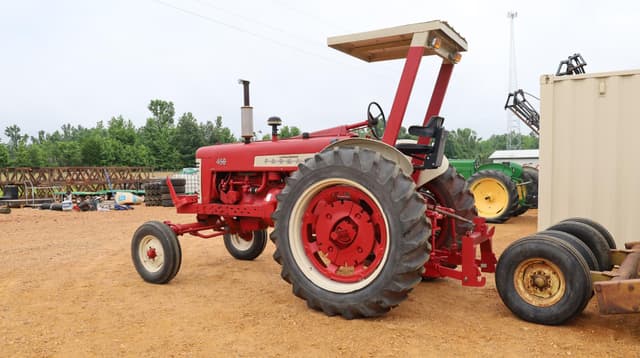 Image of Farmall 450 equipment image 2