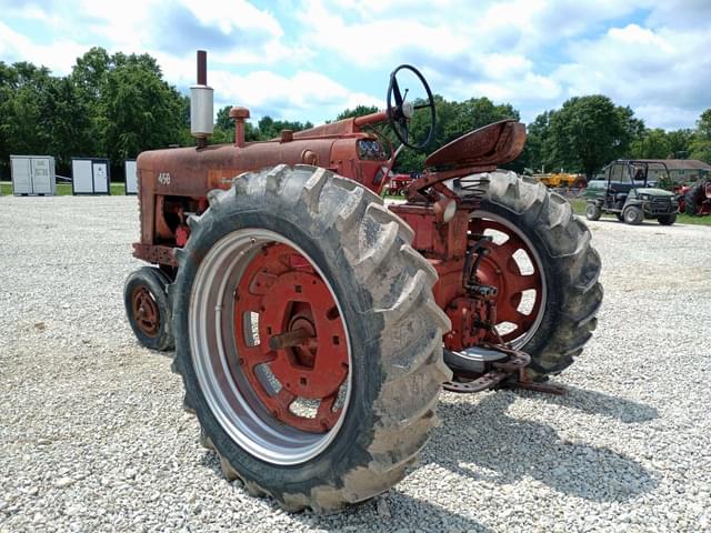 Image of Farmall 450 equipment image 2