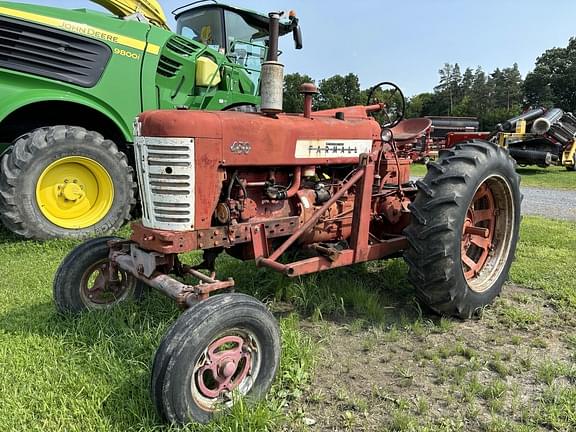 Image of Farmall 450 equipment image 1