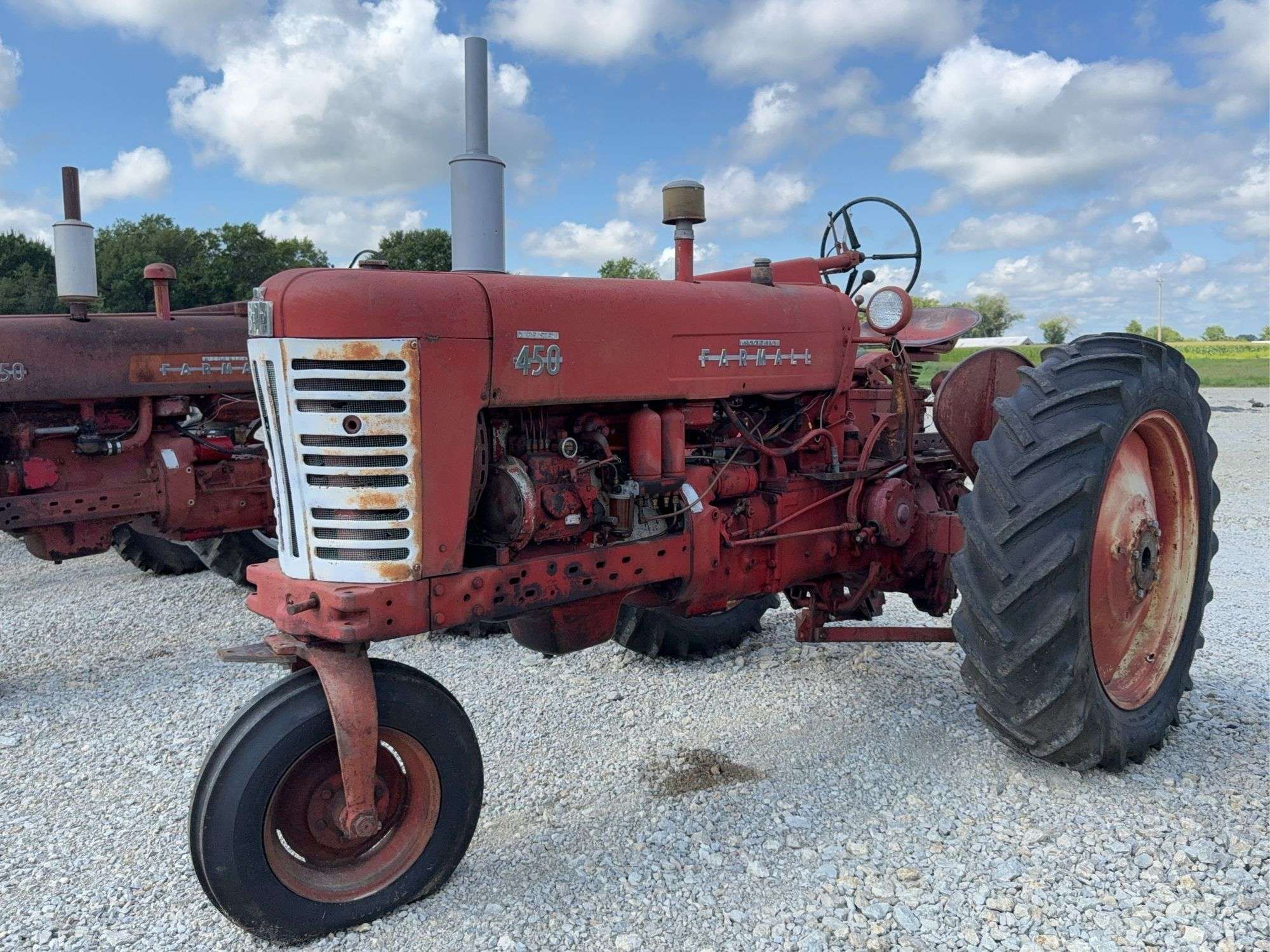 Farmall 450 Equipment Image0