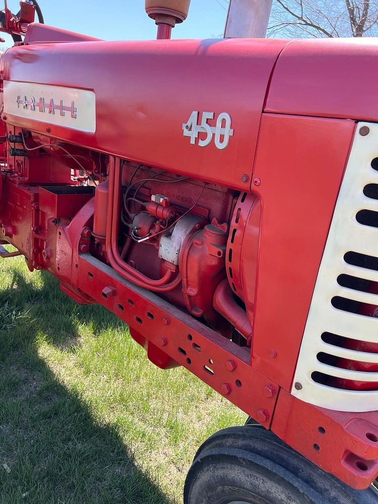 Main image Farmall 450 17