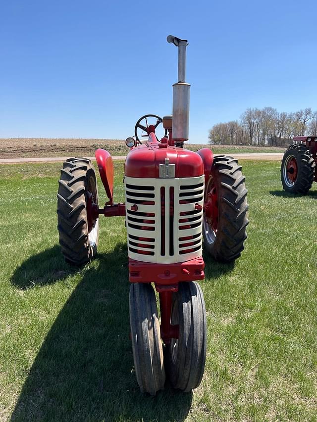 Thumbnail image Farmall 450 1