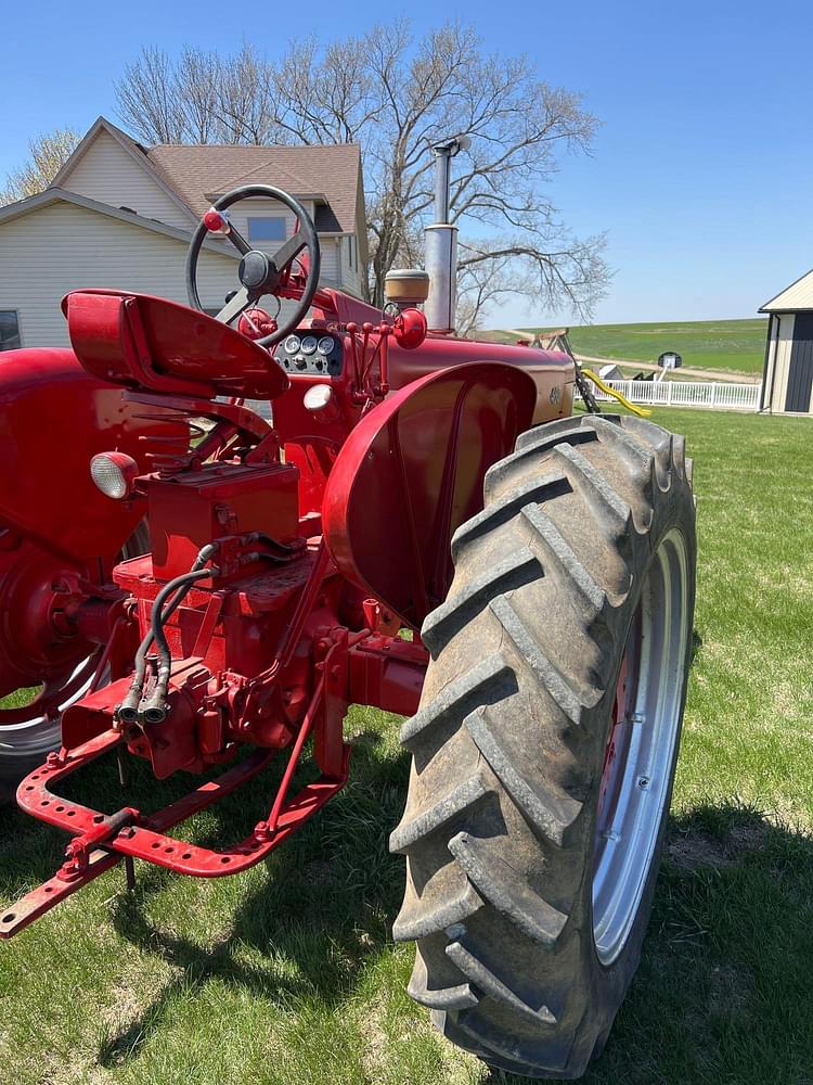 Main image Farmall 450 6