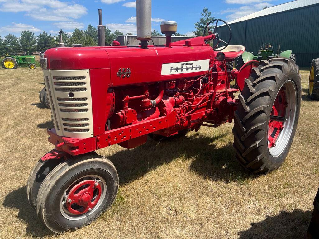 Main image Farmall 450