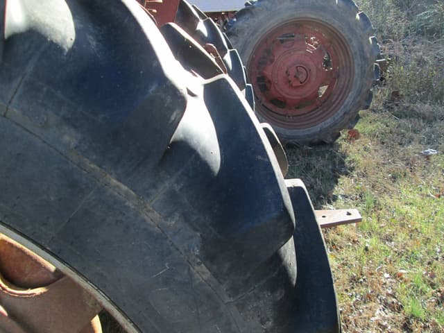 Image of Farmall 450 equipment image 4