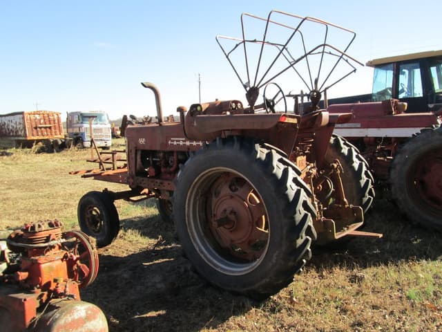 Image of Farmall 450 equipment image 3
