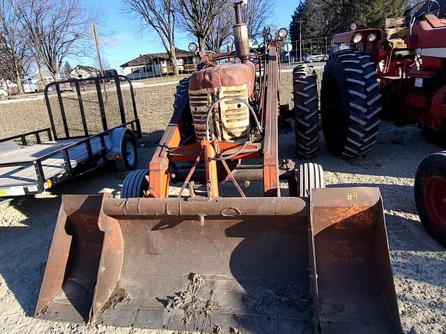 Image of Farmall 450 equipment image 1