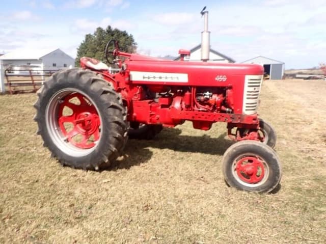 Image of Farmall 450 equipment image 1