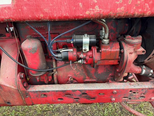 Image of Farmall 450 equipment image 3