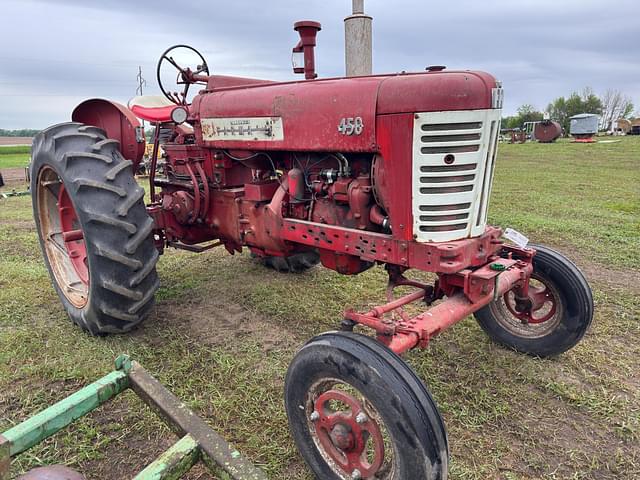 Image of Farmall 450 equipment image 2