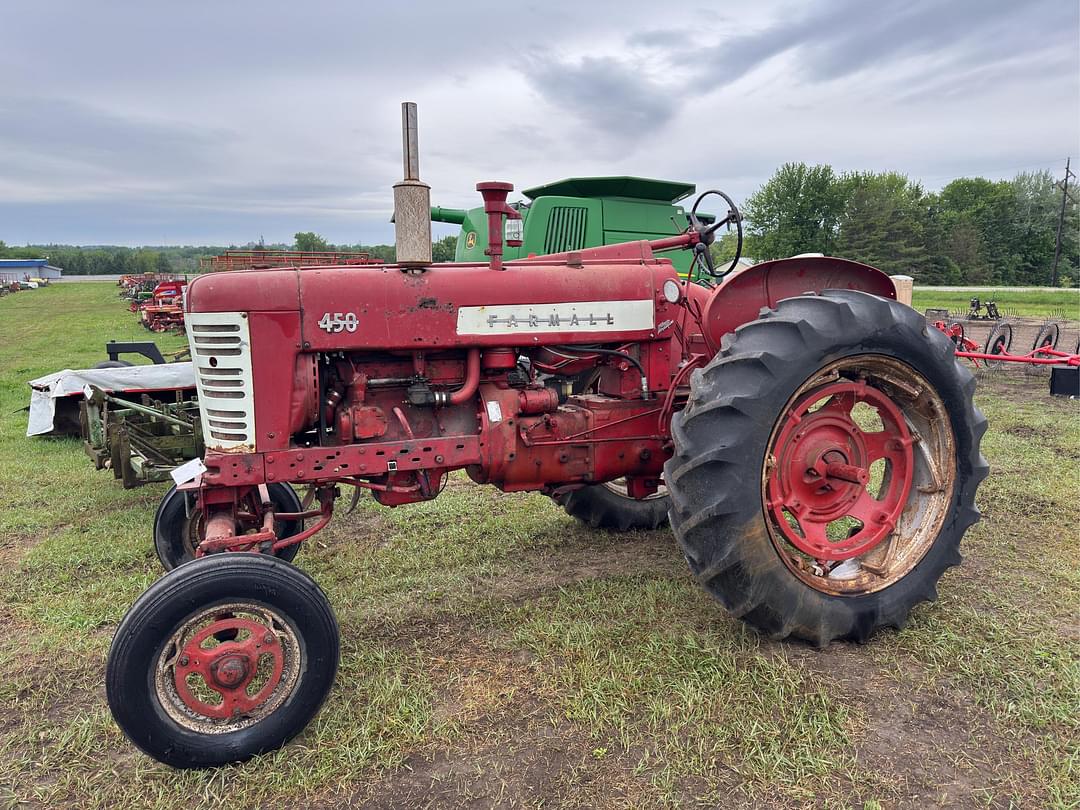 Image of Farmall 450 Primary image