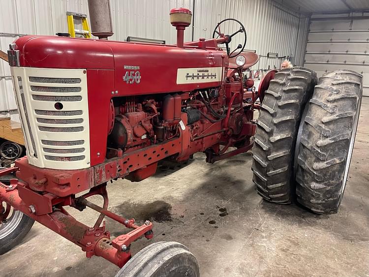 Farmall 450 Equipment Image0