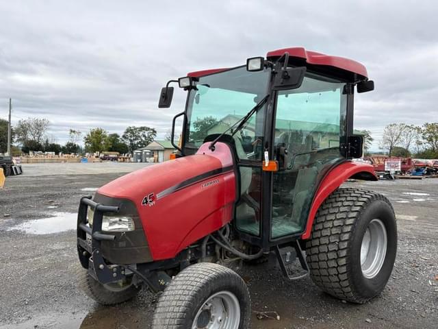 Image of Case IH Farmall 45 equipment image 1