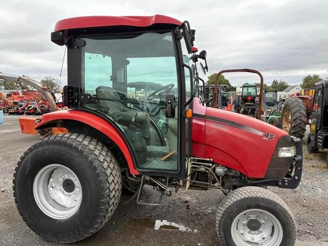 Image of Case IH Farmall 45 equipment image 4