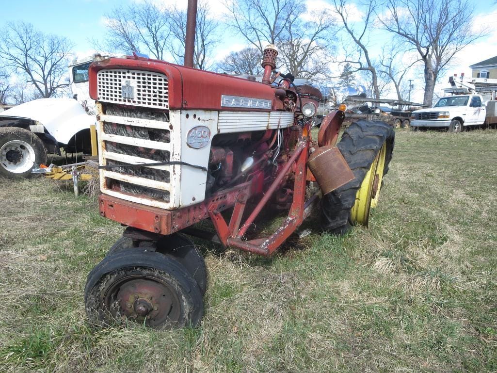 Main image Farmall 460
