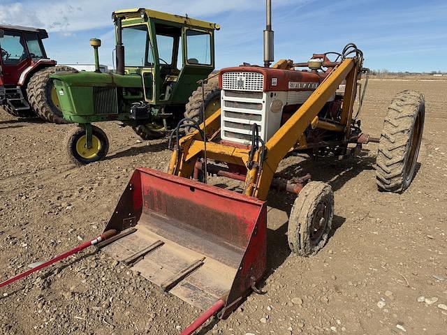 Image of Farmall 460 Primary image