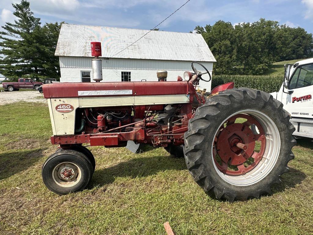 Image of Farmall 460 Primary image