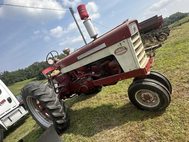 Image of Farmall 460 equipment image 1