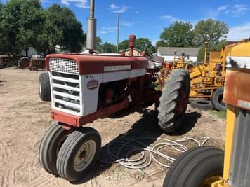 Main image Farmall 460