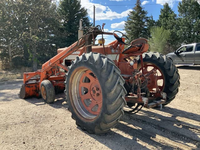 Image of Farmall 460 equipment image 4