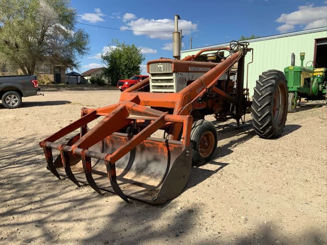 Image of Farmall 460 equipment image 2