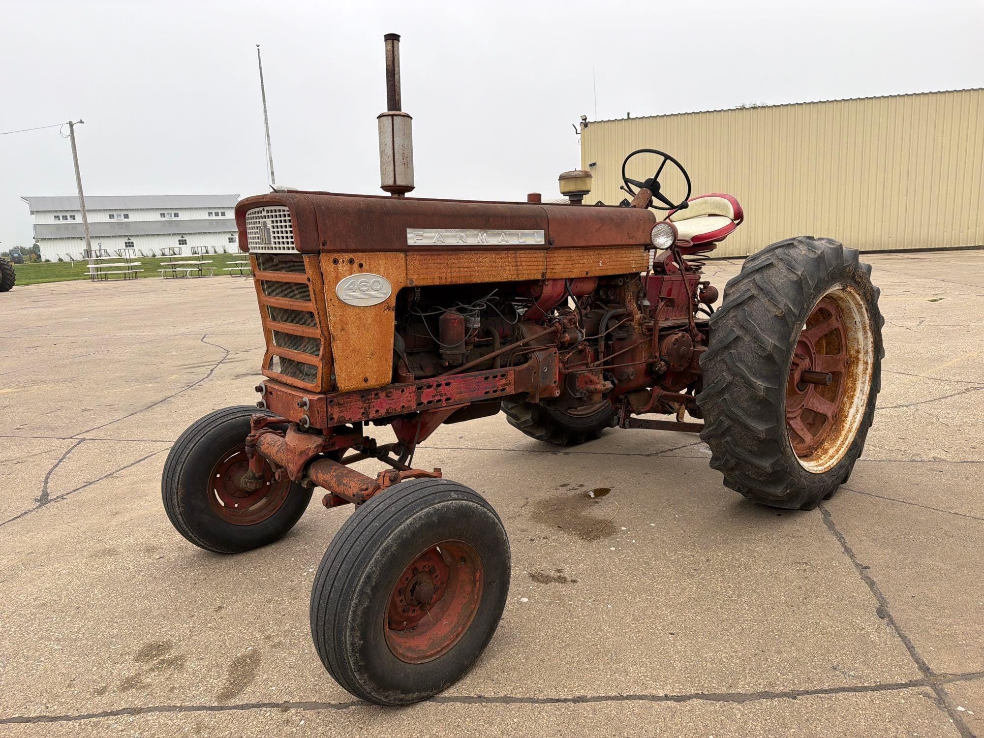 Farmall 460 Equipment Image0