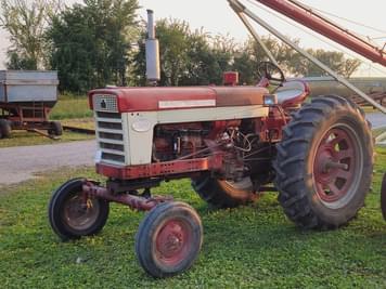Main image International Harvester 460