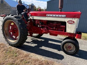 Farmall 460 Image