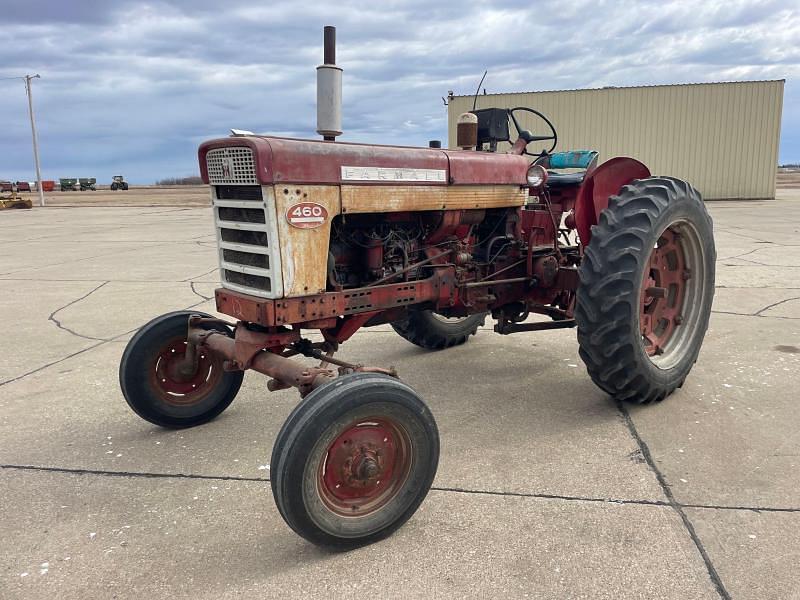 Image of Farmall 460 Primary image