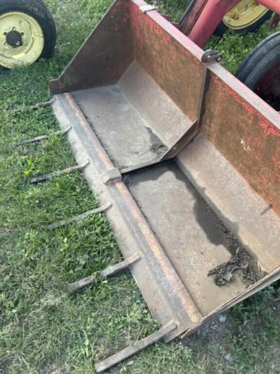 Image of Farmall 460 equipment image 4