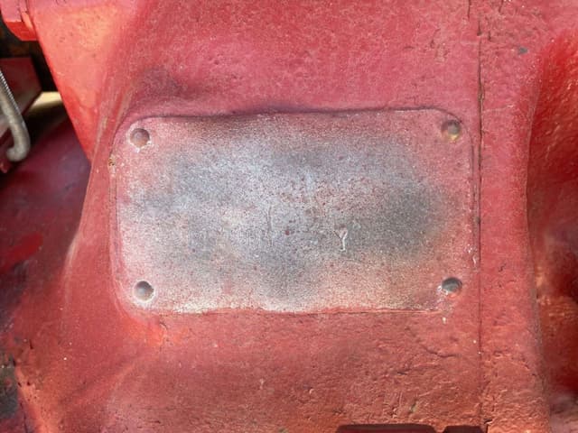 Image of Farmall 504 equipment image 3