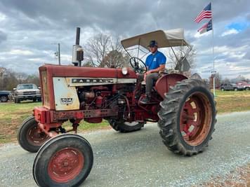Main image Farmall 504