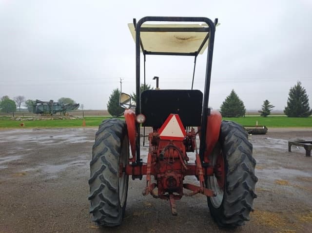 Image of Farmall 504 equipment image 3
