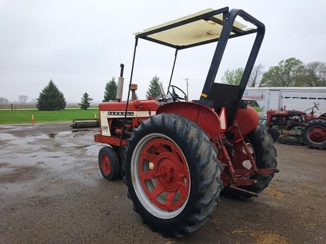 Image of Farmall 504 equipment image 2