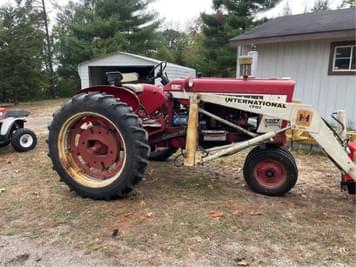 Main image Farmall 504