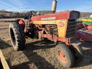 Main image Farmall 560