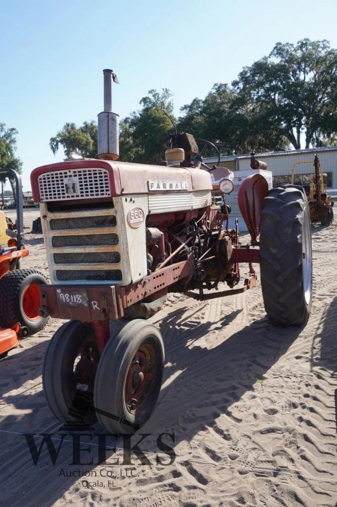 Main image Farmall 560 