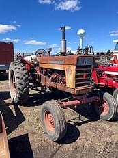 Main image Farmall 560 