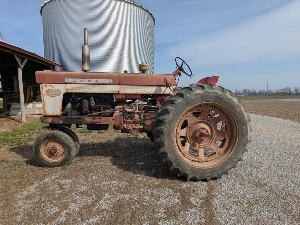 Image of Farmall 560  Primary image