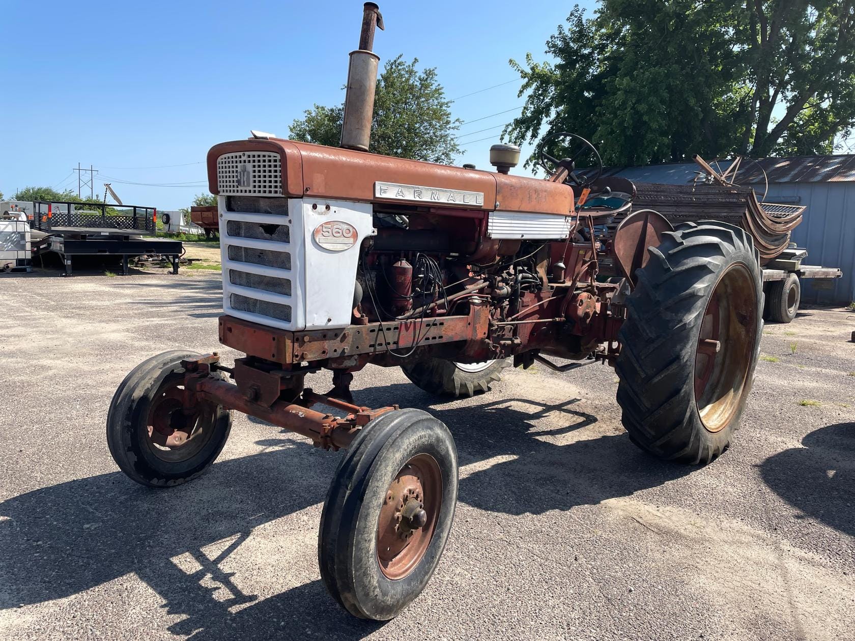 International Harvester 560 Equipment Image0