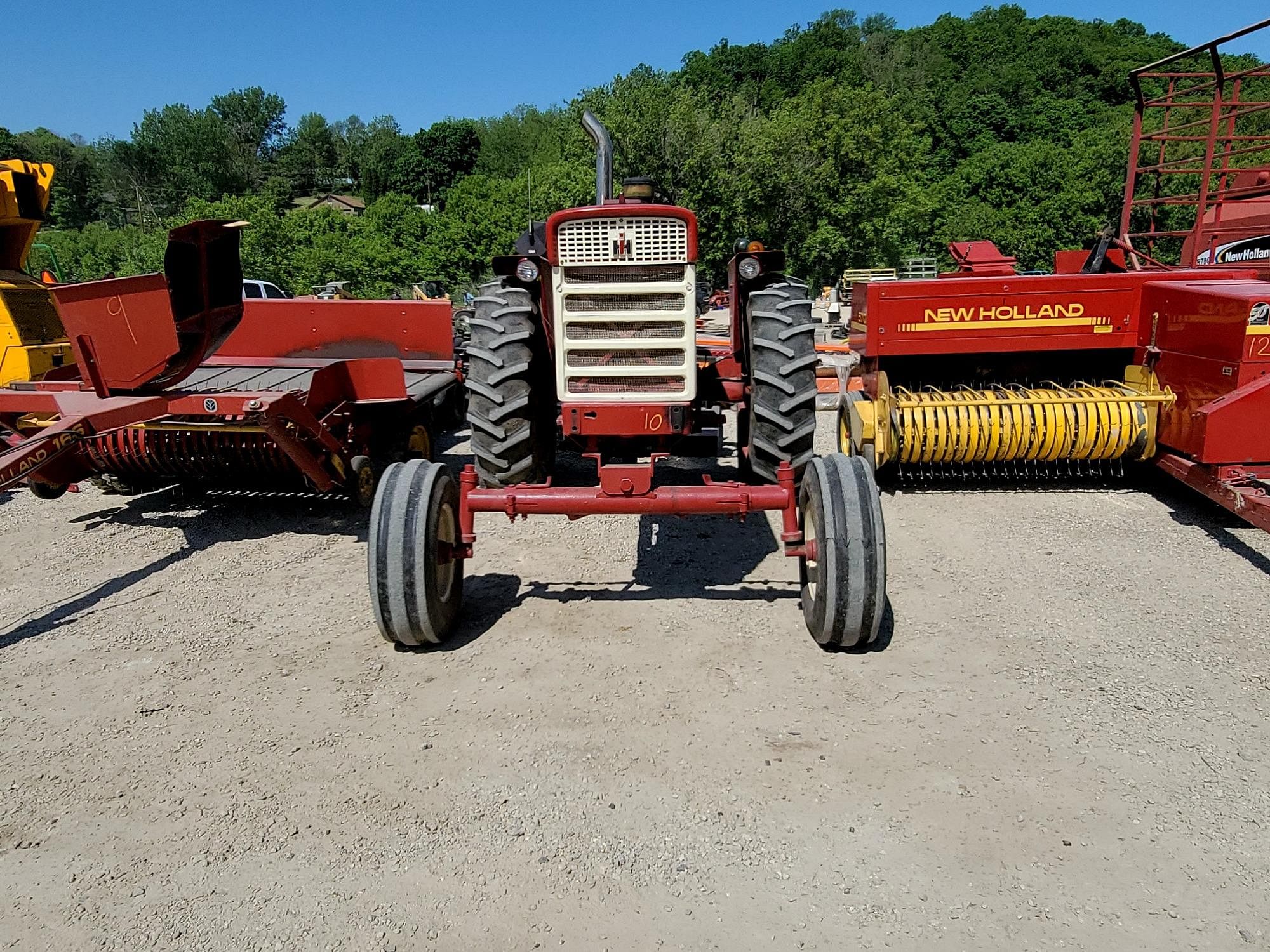 International Harvester 560 Tractors 40 To 99 HP For Sale | Tractor Zoom