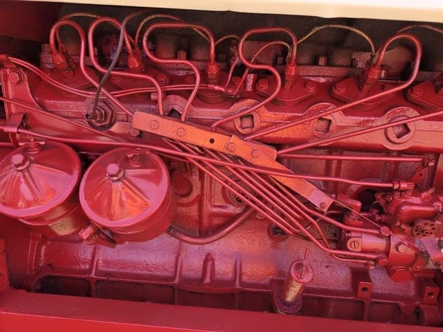Image of Farmall 560D equipment image 2