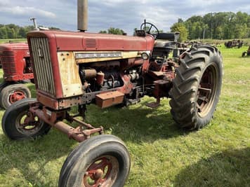 Main image International Harvester 656
