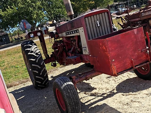 Image of Farmall 656 equipment image 1