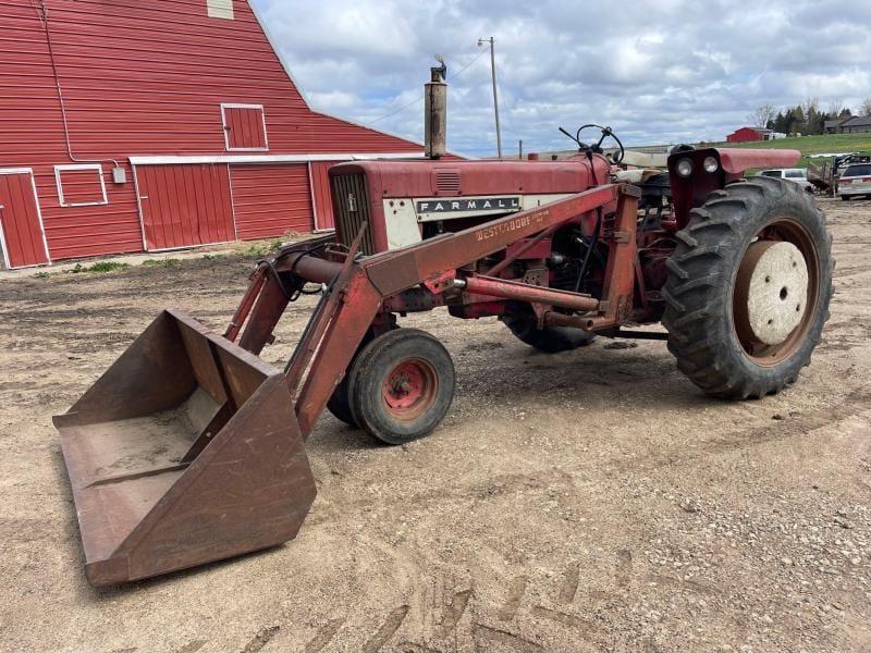 Main image International Harvester 656