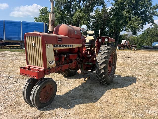 Image of Farmall 656 equipment image 1